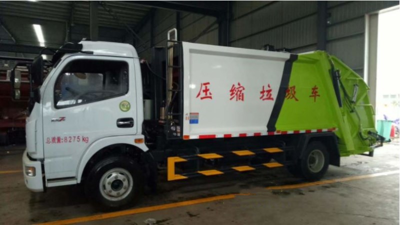 東風多利卡8立方壓縮垃圾車